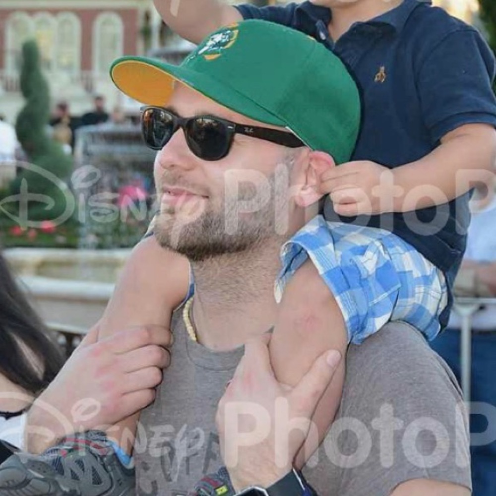 Meet your Posher, Henry